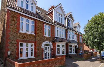 Maples Holiday Cottage