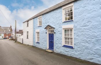 Bwthyn Dwyfor Holiday Cottage