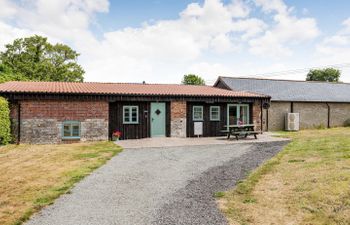 Hebe Holiday Cottage