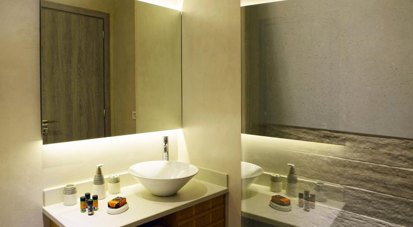 Photo of Sugar, Honey, Honey