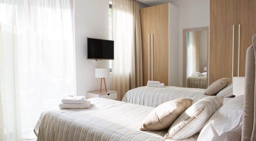 Photo of Sugar, Honey, Honey