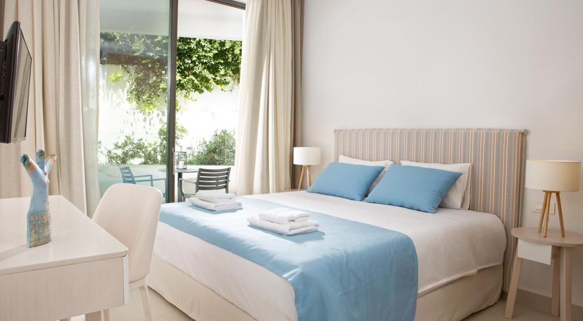 Photo of Sugar, Honey, Honey