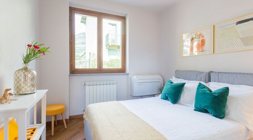 Photo of Lakeside Bliss