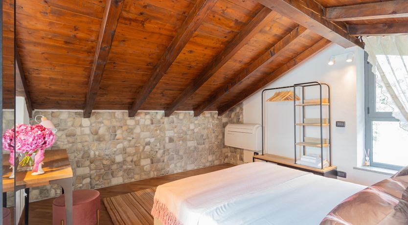 Photo of Lakeside Bliss