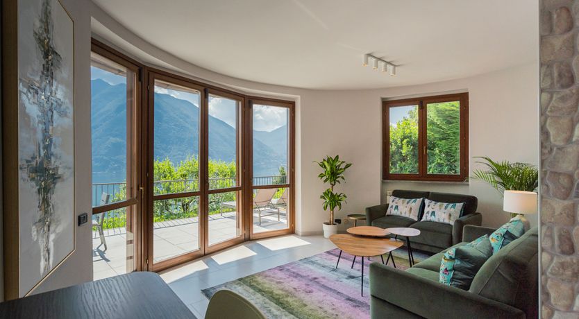 Photo of Lakeside Bliss