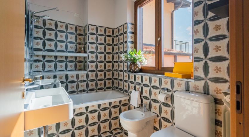 Photo of Lakeside Bliss