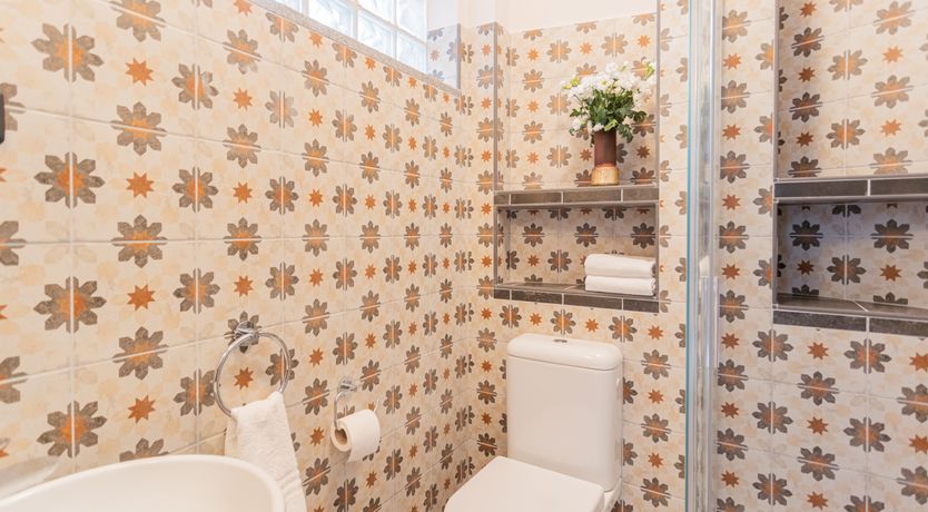 Photo of Lakeside Bliss