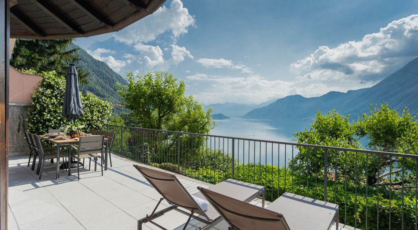 Photo of Lakeside Bliss