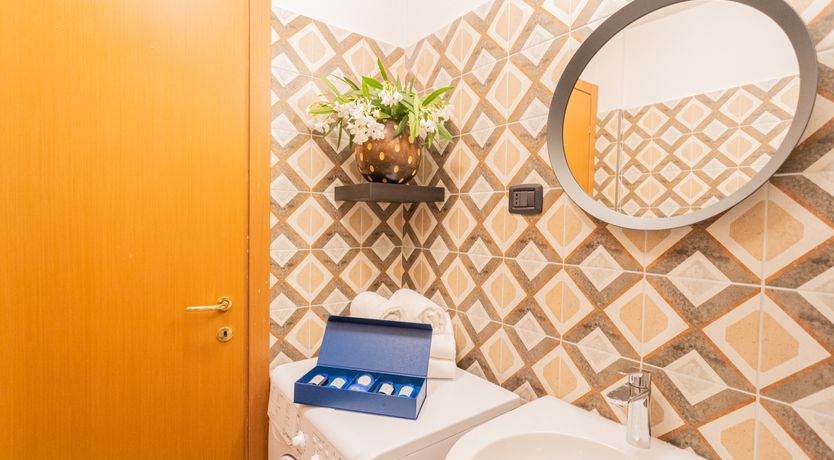 Photo of Lakeside Bliss