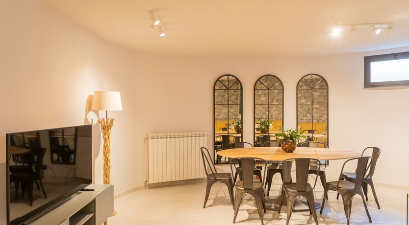 Photo of Lakeside Bliss