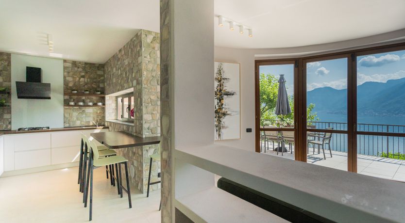 Photo of Lakeside Bliss