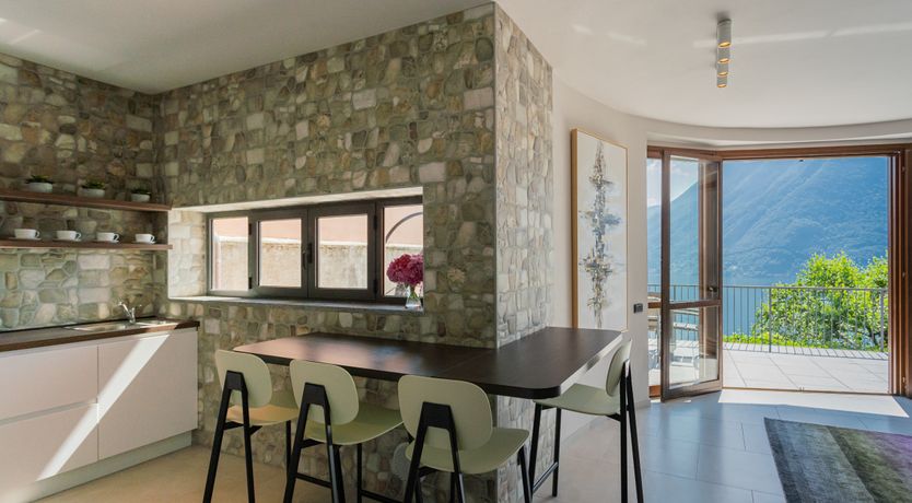 Photo of Lakeside Bliss