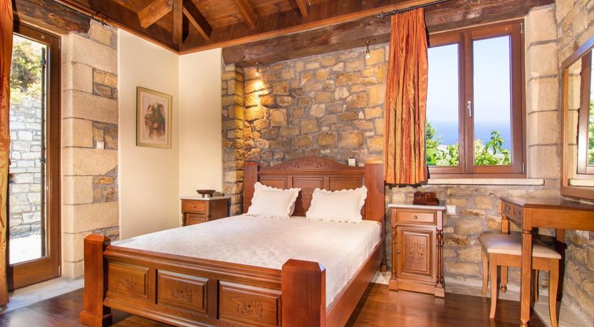 Photo of Helios & Sea