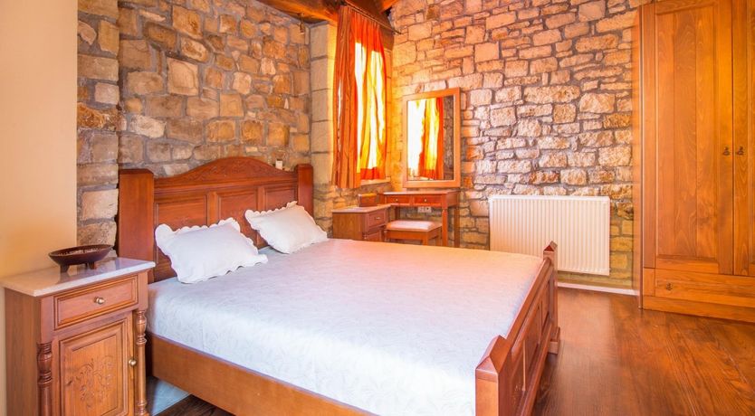 Photo of Helios & Sea