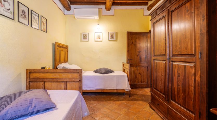 Photo of Shadow Blooms