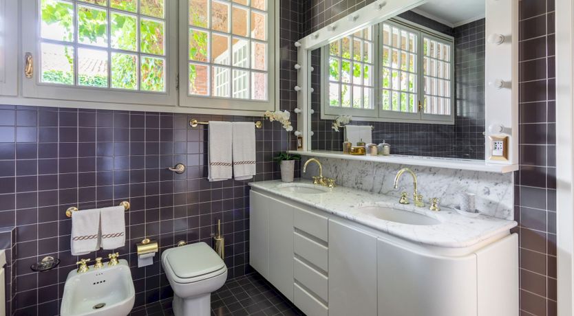 Photo of Between The Lakes