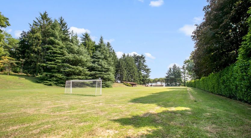 Photo of Between The Lakes