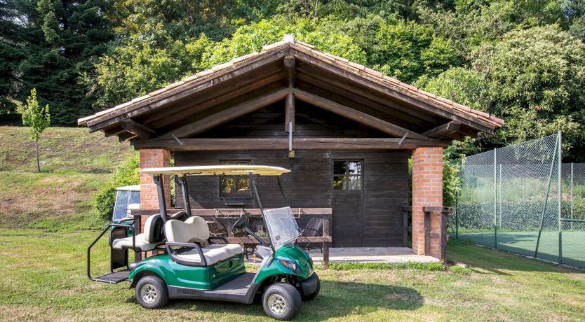 Photo of Between The Lakes