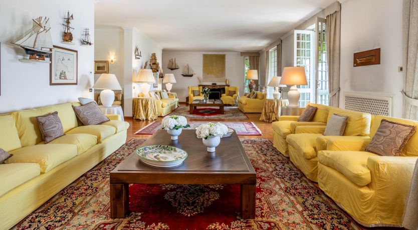 Photo of Between The Lakes