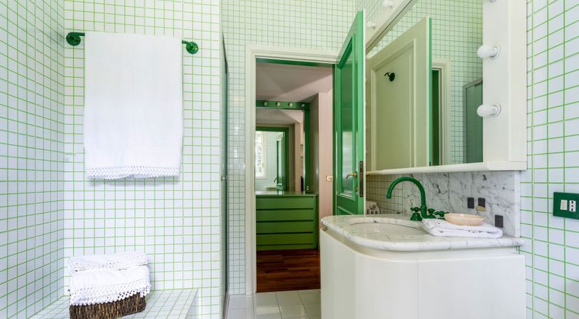 Photo of Between The Lakes