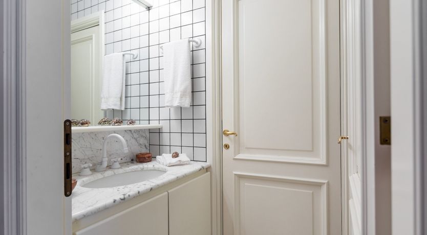 Photo of Between The Lakes