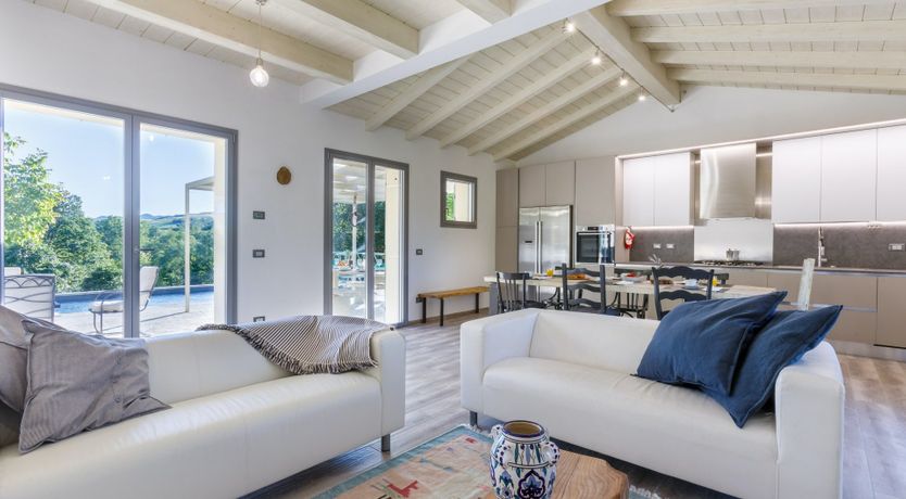 Photo of Emilia Romanza