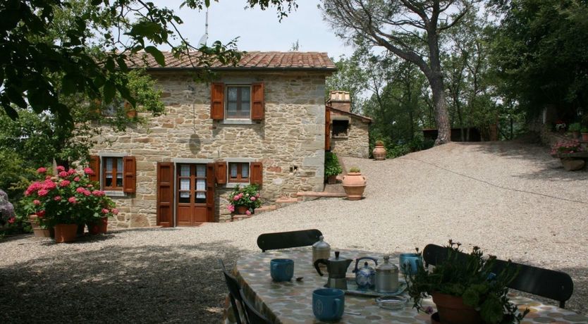 Photo of Old Tuscan Farmhouse