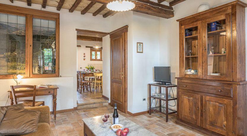 Photo of Old Tuscan Farmhouse