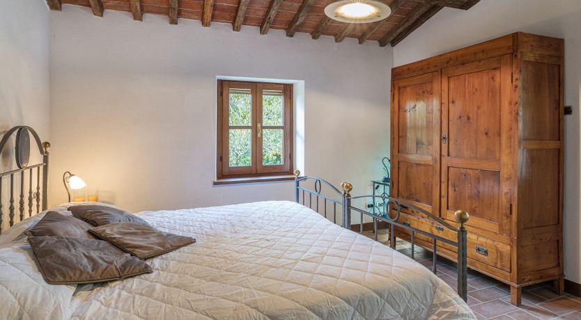 Photo of Old Tuscan Farmhouse