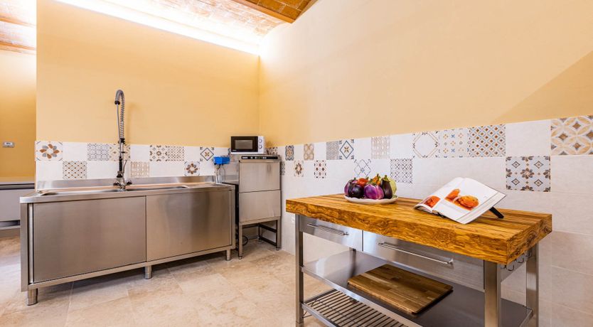 Photo of Hillside Vines