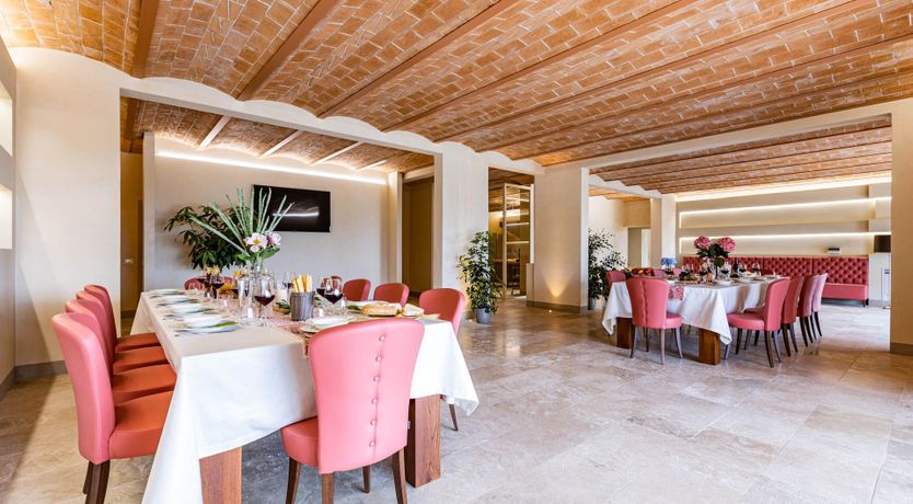 Photo of Hillside Vines