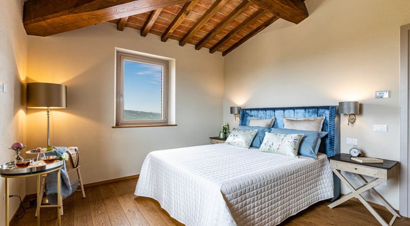 Photo of Hillside Vines