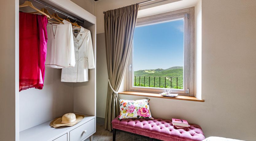 Photo of Hillside Vines