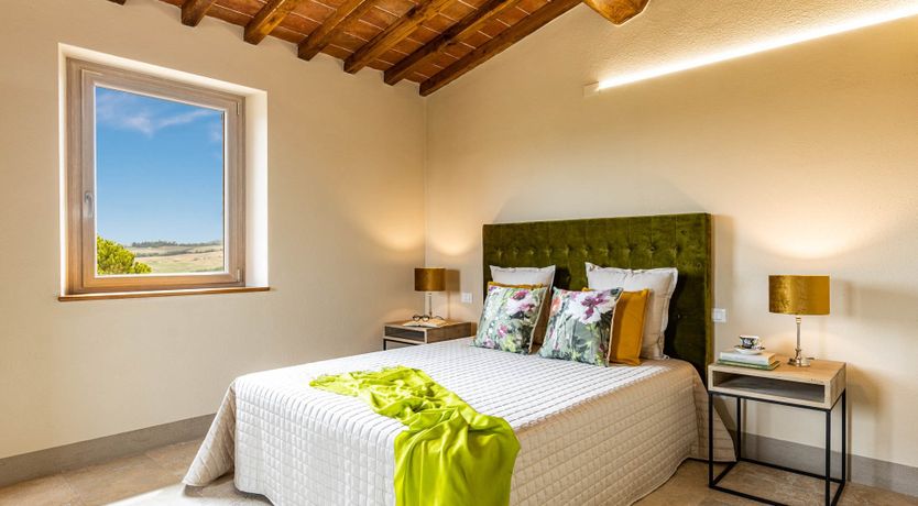 Photo of Hillside Vines