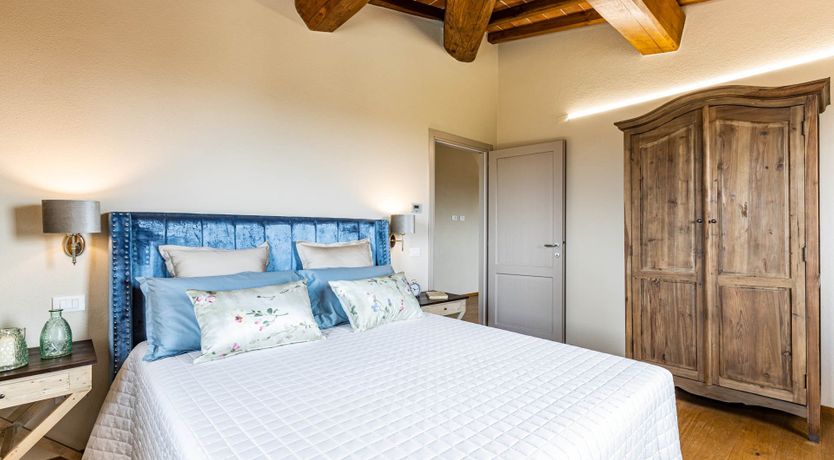 Photo of Hillside Vines