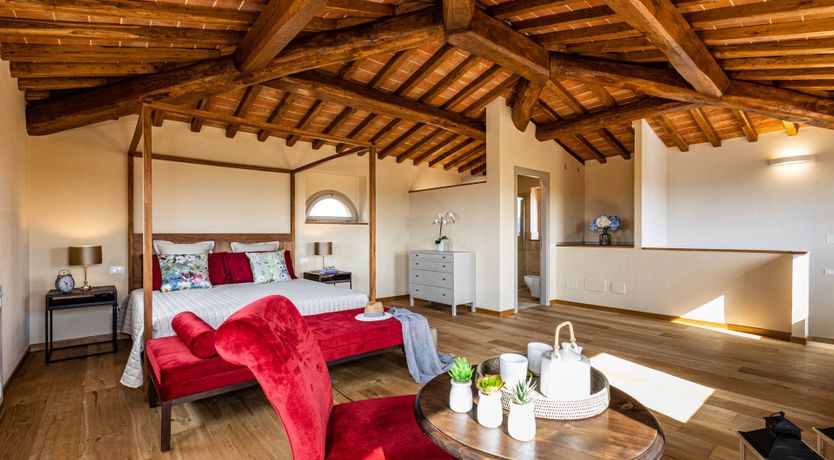 Photo of Hillside Vines