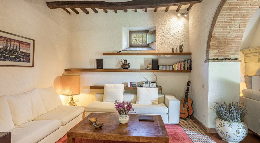 Photo of The Softest Crimson