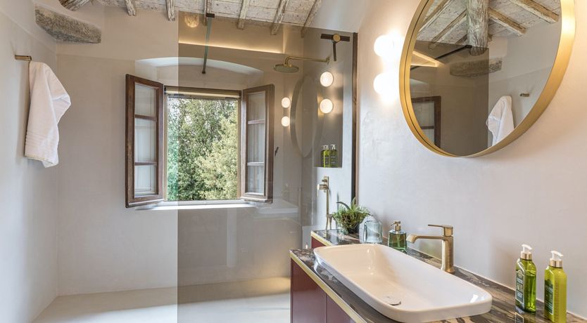 Photo of The Softest Crimson