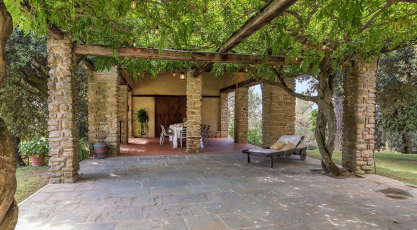 Photo of The Softest Crimson