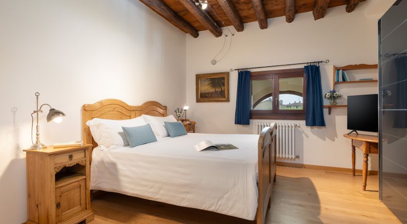 Photo of Prosecco Mansion