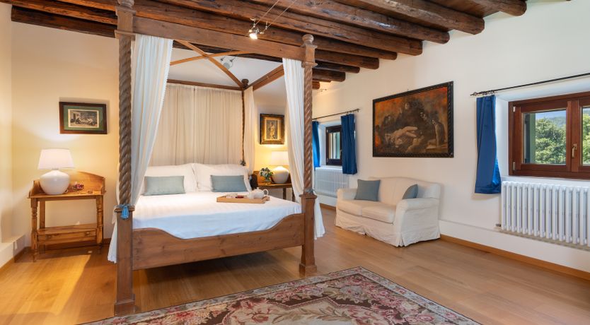 Photo of Prosecco Mansion