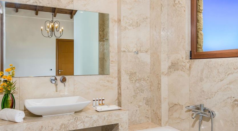 Photo of Vibrant & Verdant