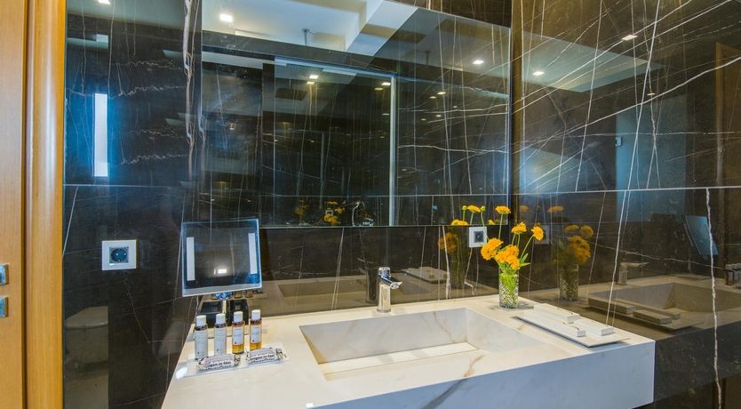 Photo of Vibrant & Verdant