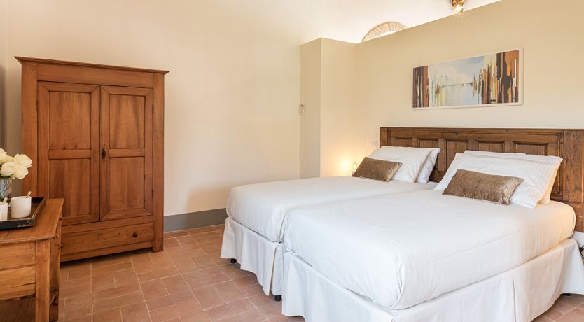 Photo of Arches & Enclaves