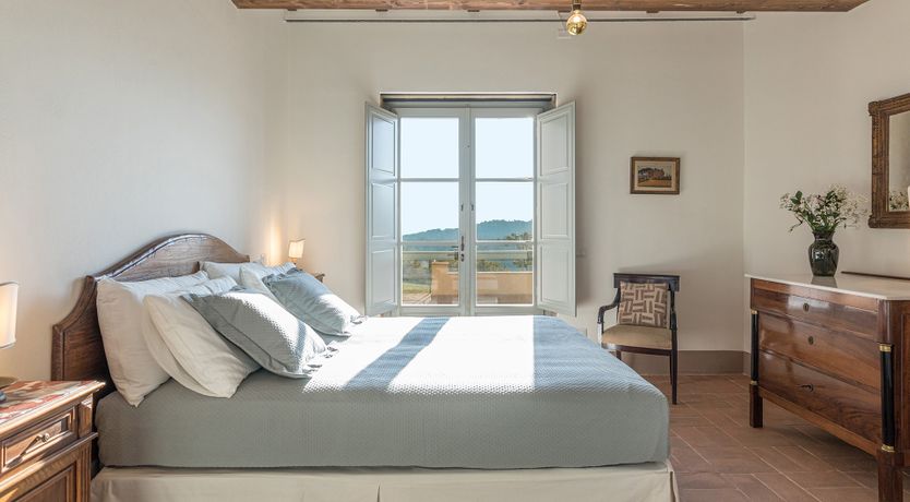 Photo of Arches & Enclaves