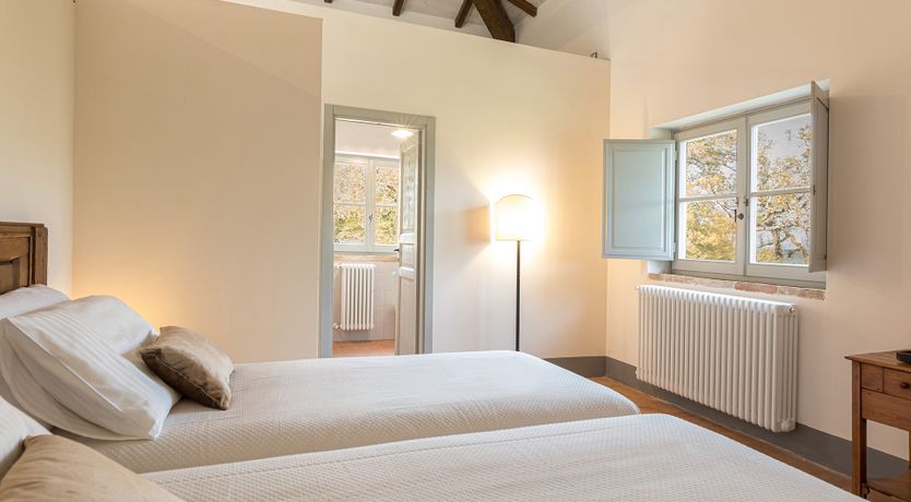 Photo of Arches & Enclaves