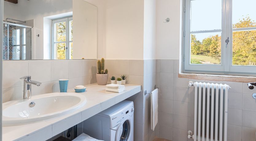 Photo of Arches & Enclaves