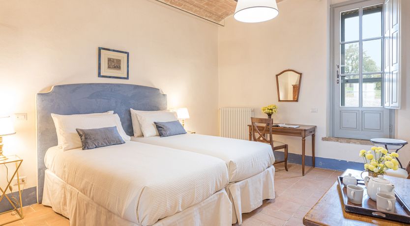 Photo of Arches & Enclaves