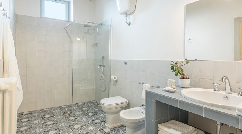 Photo of Arches & Enclaves