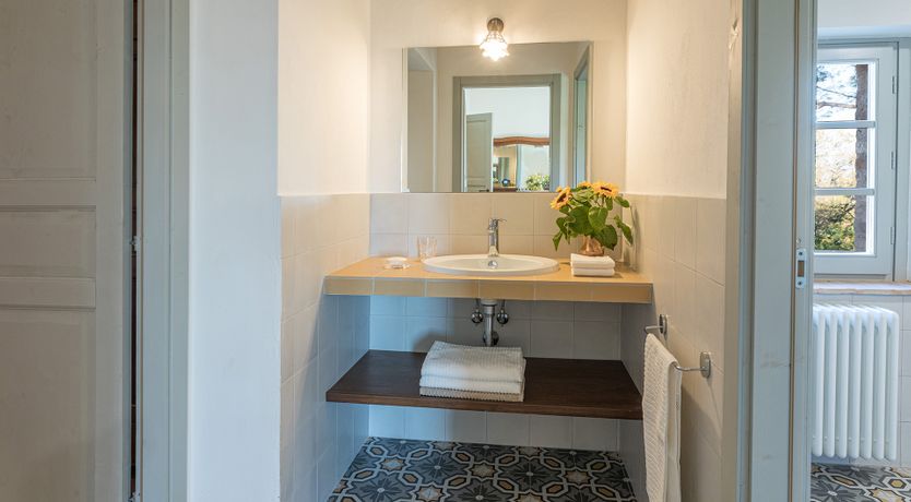 Photo of Arches & Enclaves